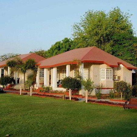 Tiger Den Resort Khilchīpur Εξωτερικό φωτογραφία