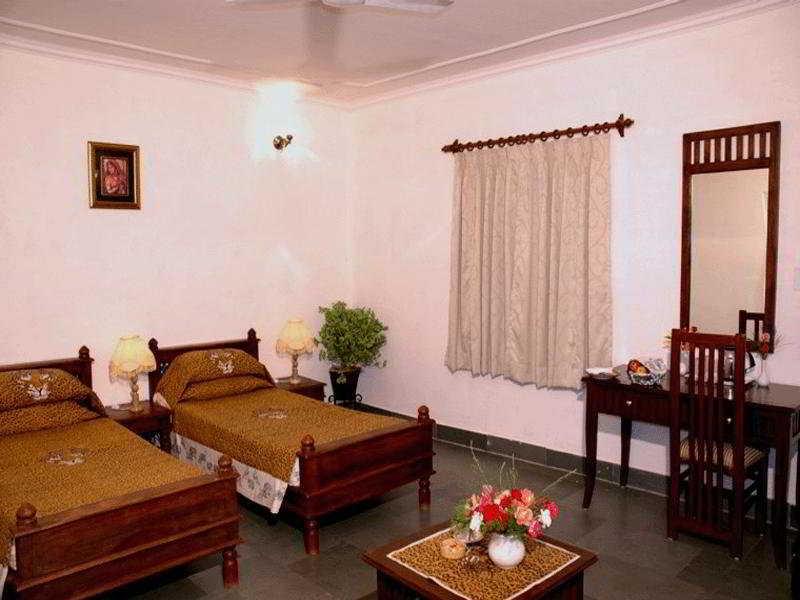Tiger Den Resort Khilchīpur Εξωτερικό φωτογραφία