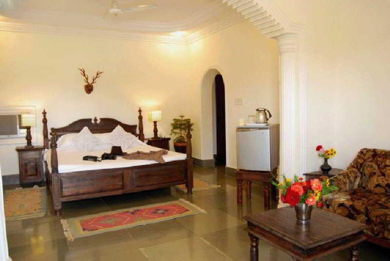 Tiger Den Resort Khilchīpur Εξωτερικό φωτογραφία